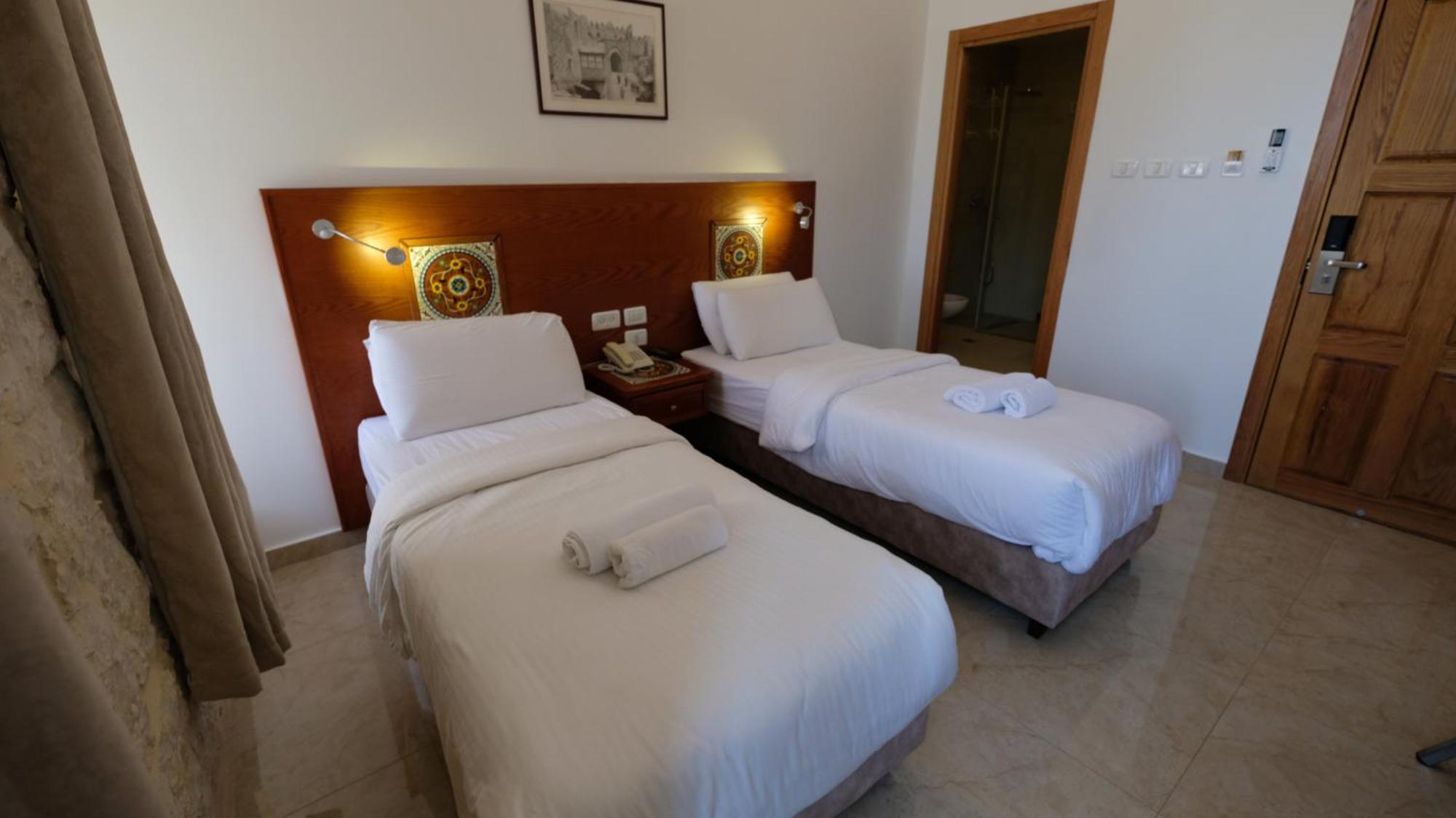 Azzahra Boutique Hotel & Restaurant - Иерусалим Экстерьер фото